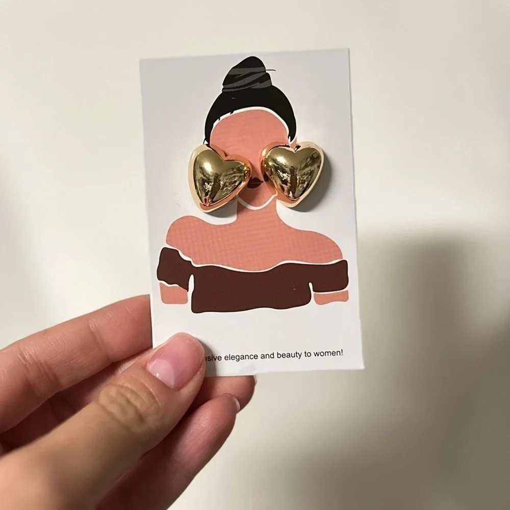Heart studs